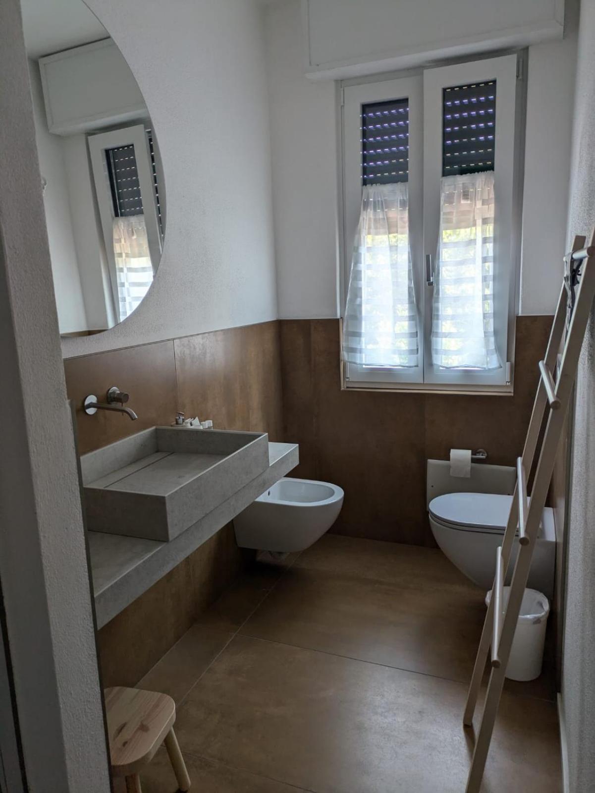 B&B Colori Del Lago Brebbia Quarto foto